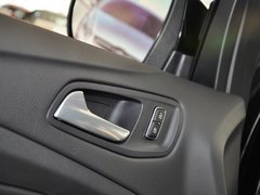2013款 2.0T 自动 四驱运动型 5座