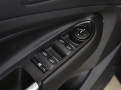 2013款 2.0T 自动 四驱运动型 5座