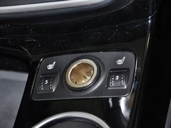 2013款 2.0T 自动 四驱运动型 5座
