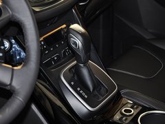 2013款 2.0T 自动 四驱运动型 5座