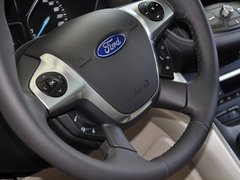 2013款 2.0T 自动 四驱精英型 5座