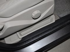 2013款 1.6T 自动 四驱精英型 5座