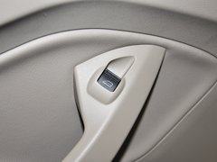 2013款 1.6T 自动 四驱精英型 5座