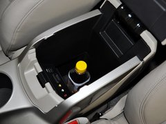 2013款 1.6T 自动 四驱精英型 5座
