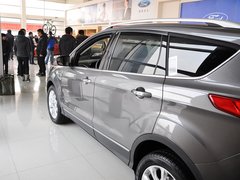 2013款 1.6T 自动 四驱精英型 5座