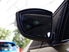 2013款 1.6T 自动 四驱精英型 5座