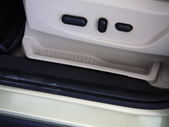 2013款 1.6T 自动 四驱精英型 5座