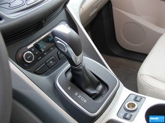 2013款 1.6T 自动 四驱精英型 5座