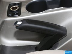 2013款 1.6T 自动 四驱精英型 5座