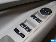 2013款 1.6T 自动 四驱精英型 5座