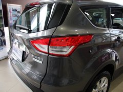 2013款 1.6T 自动 两驱风尚型 5座