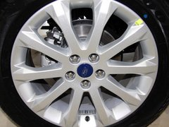 2013款 1.6T 自动 两驱风尚型 5座