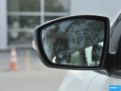 2013款 1.6T 自动 两驱风尚型 5座