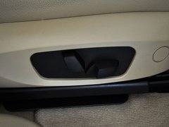 2012款 2.0T xDrive28i领先型 5座