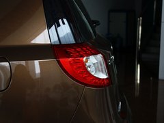 2013款 2.0L 手动 精英型