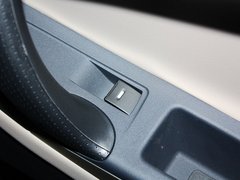 2013款 2.0L 手动 精英型