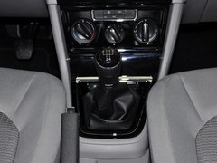 2013款 1.6L 手动 舒适型