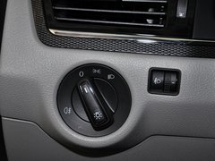2013款 1.6L 手动 舒适型