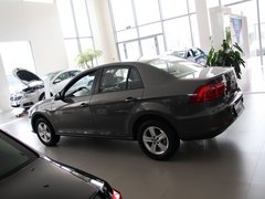 2013款 1.6L 手动 时尚型