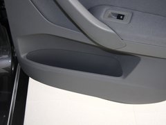 2013款 1.6L 手动 时尚型