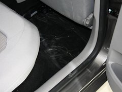 2013款 1.6L 手动 时尚型