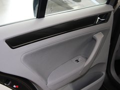 2013款 1.6L 手动 时尚型