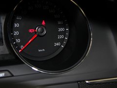 2013款 1.6L 手动 时尚型