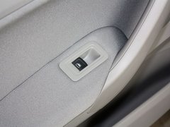 2013款 1.6L 手动 时尚型
