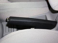 2013款 1.6L 手动 时尚型