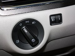 2013款 1.6L 手动 时尚型
