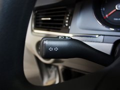 2013款 1.6L 手动 时尚型