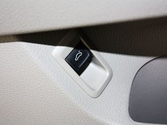 2013款 1.6L 手动 时尚型