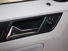 2013款 1.6L 手动 时尚型