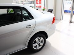 2013款 1.6L 手动 时尚型