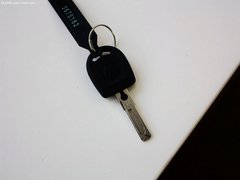 2013款 1.6L 自动 时尚型