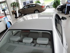 2013款 1.6L 自动 时尚型