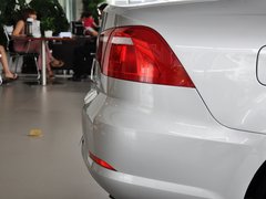 2013款 1.6L 自动 时尚型