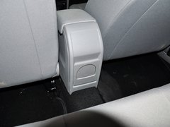 2013款 1.6L 自动 时尚型