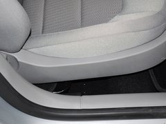 2013款 1.6L 自动 时尚型