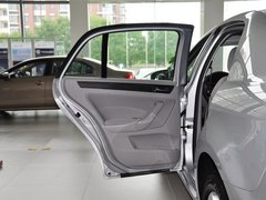 2013款 1.6L 自动 时尚型