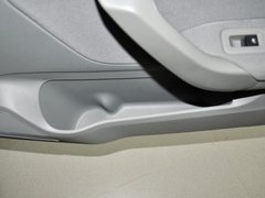 2013款 1.6L 自动 时尚型