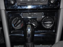 2013款 1.6L 自动 时尚型