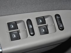2013款 1.6L 自动 时尚型