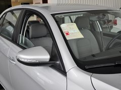 2013款 1.6L 自动 时尚型