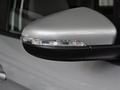 2013款 1.6L 自动 时尚型