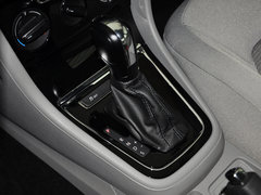 2013款 1.6L 自动 时尚型