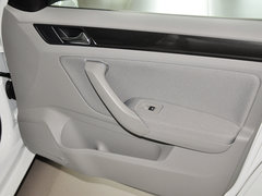 2013款 1.6L 自动 时尚型