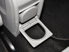 2013款 1.6L 自动 时尚型