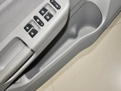 2013款 1.6L 自动 时尚型