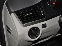 2013款 1.6L 自动 时尚型